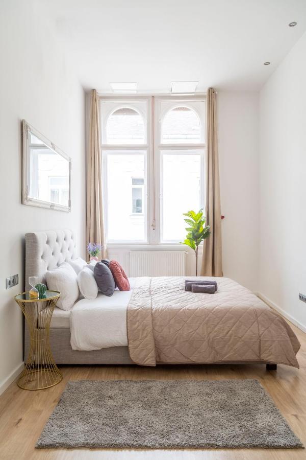 Exclusive Central Apartment Next To The Fashion Street Budapest Exterior photo